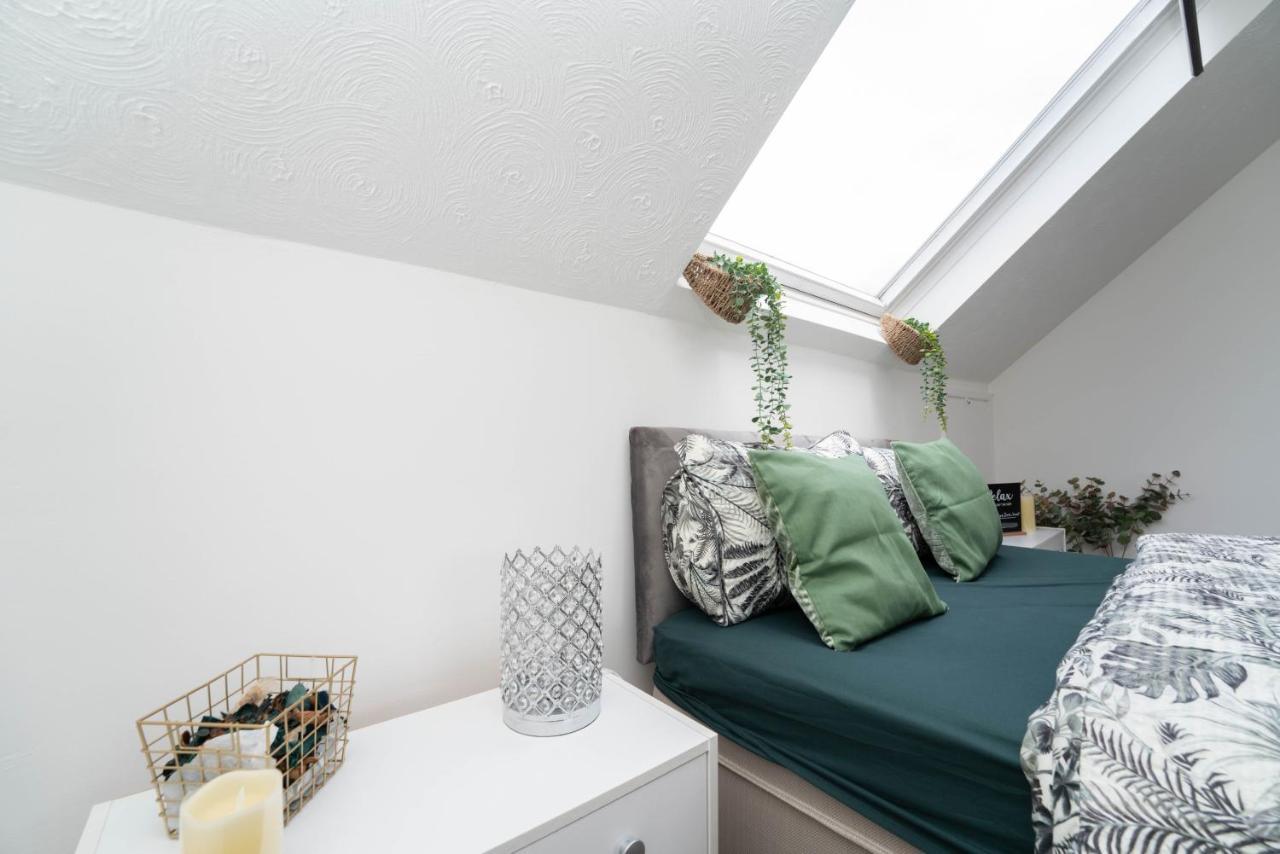 Move Inn Estates - Multiple Rooms Londra Exterior foto